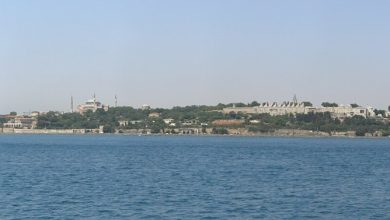 Panorama of Istanbul's Sarayburnu peninsula from the sea, with Topkapi Palace, Hagia Sophia and the Blue Mosque on the skyline